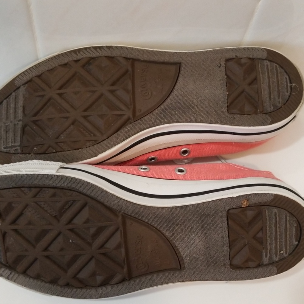 Converse Sneakers In Peach - Picture 5 of 8